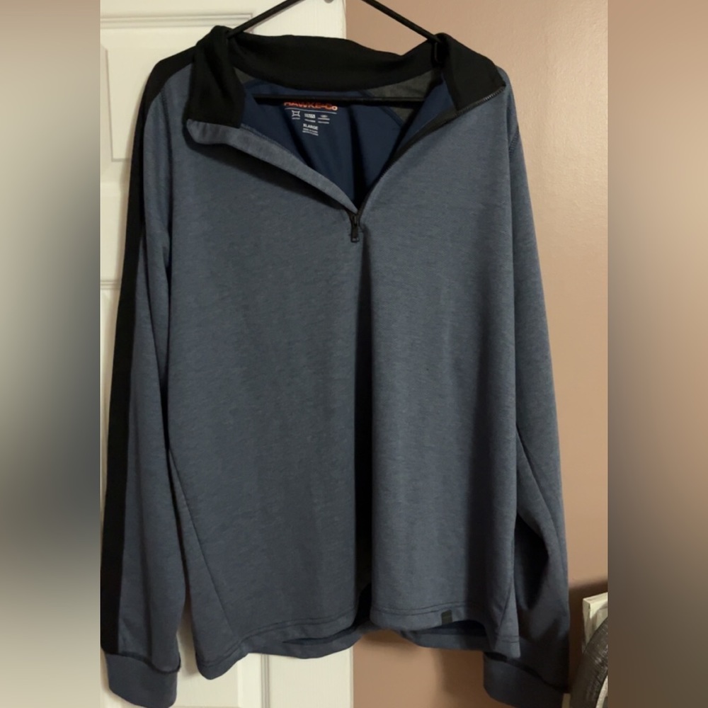 Men’s long sleeve with half zip